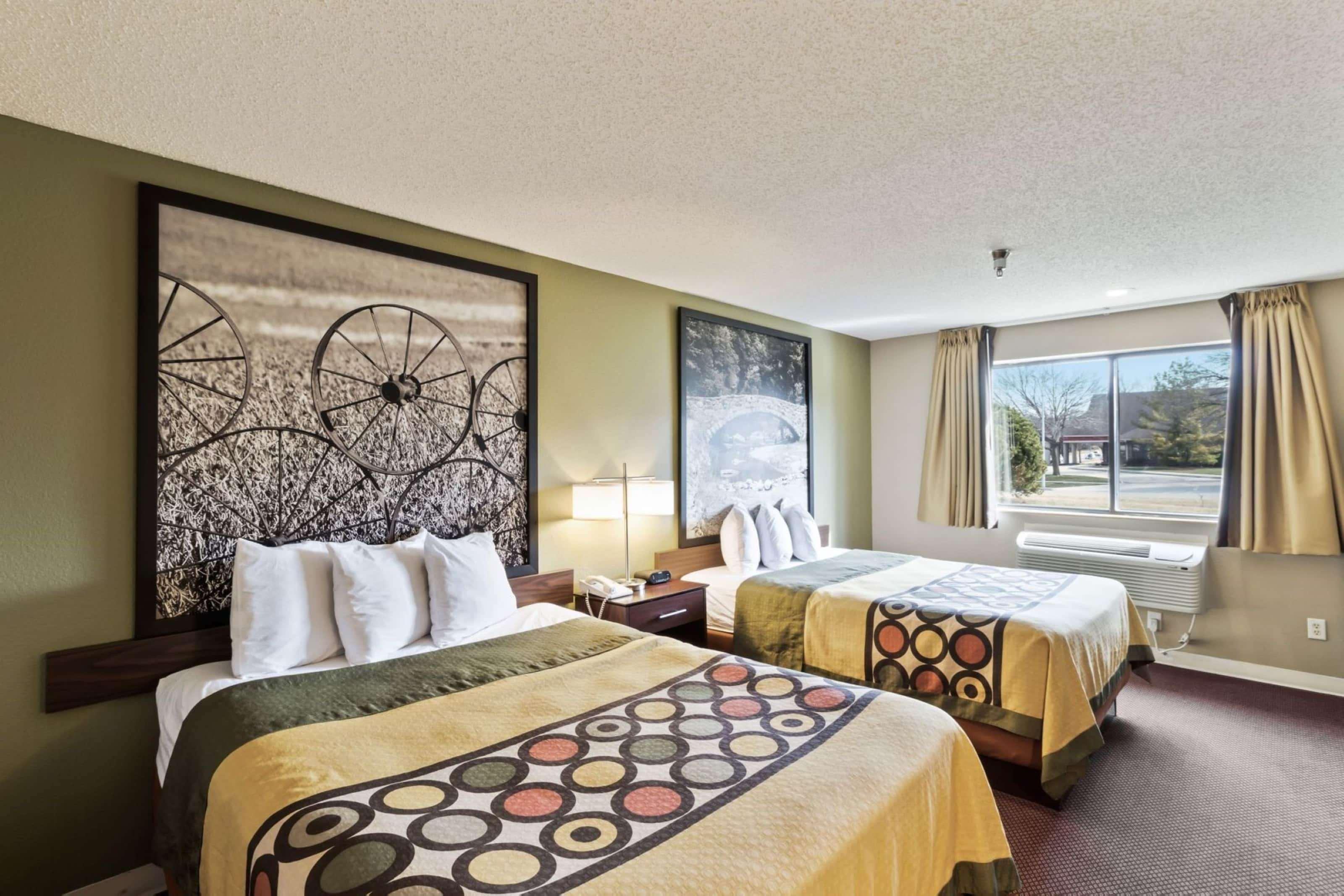 Super 8 By Wyndham Ankeny/Des Moines Area Hotel Exterior photo